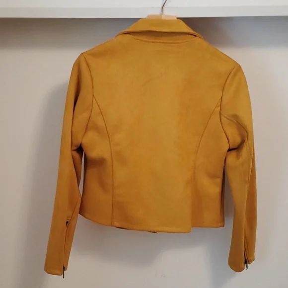 Luna Moon yellow suede moto jacket, women size Small Oversized. - Picture 2 of 10